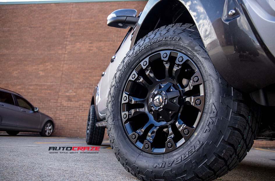 FORD-RANGER-VAPOR-MATTE-BLACK